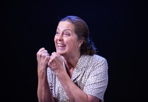 A scene from The Glass Menagerie by Tennessee Williams @ The Courtyard Theatre, West Yorkshire Playhouse. Directed by Ellen McDougall. (Opening 11-09-15) ©Tristram Kenton 09/15 (3 Raveley Street, LONDON NW5 2HX TEL 0207 267 5550  Mob 07973 617 355)email: tristram@tristramkenton.com