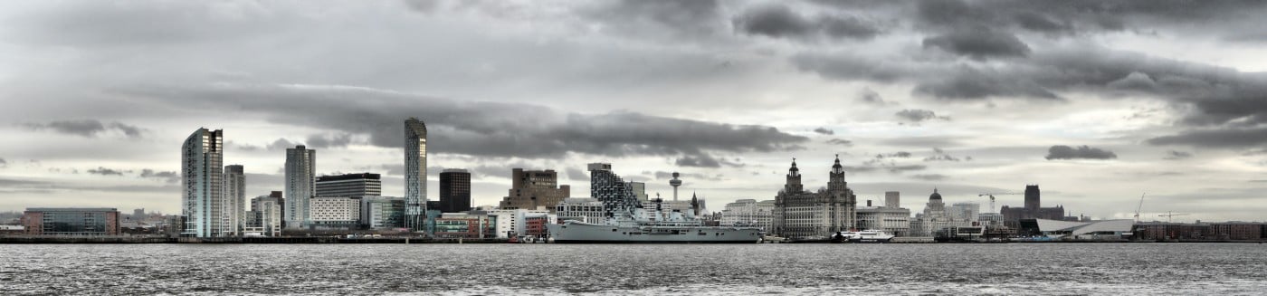 Liverpool_Skyline_with_HMS_Ark_Royal