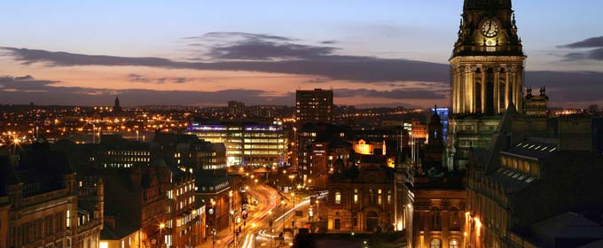 leeds_night_shot_680