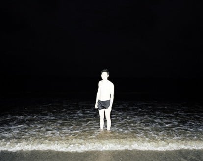 Edgar-Martins-Untitled-from-the-series-Siloquies-and-Soliloquies-on-death-life-and-other-interludes-2016-414x328